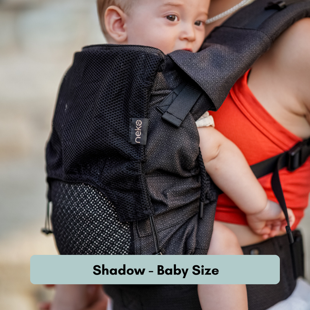 Neko Switch Trage mit verstellbarem Rückenpanel und gepolsterten Schultergurten. Shadow Babysize
