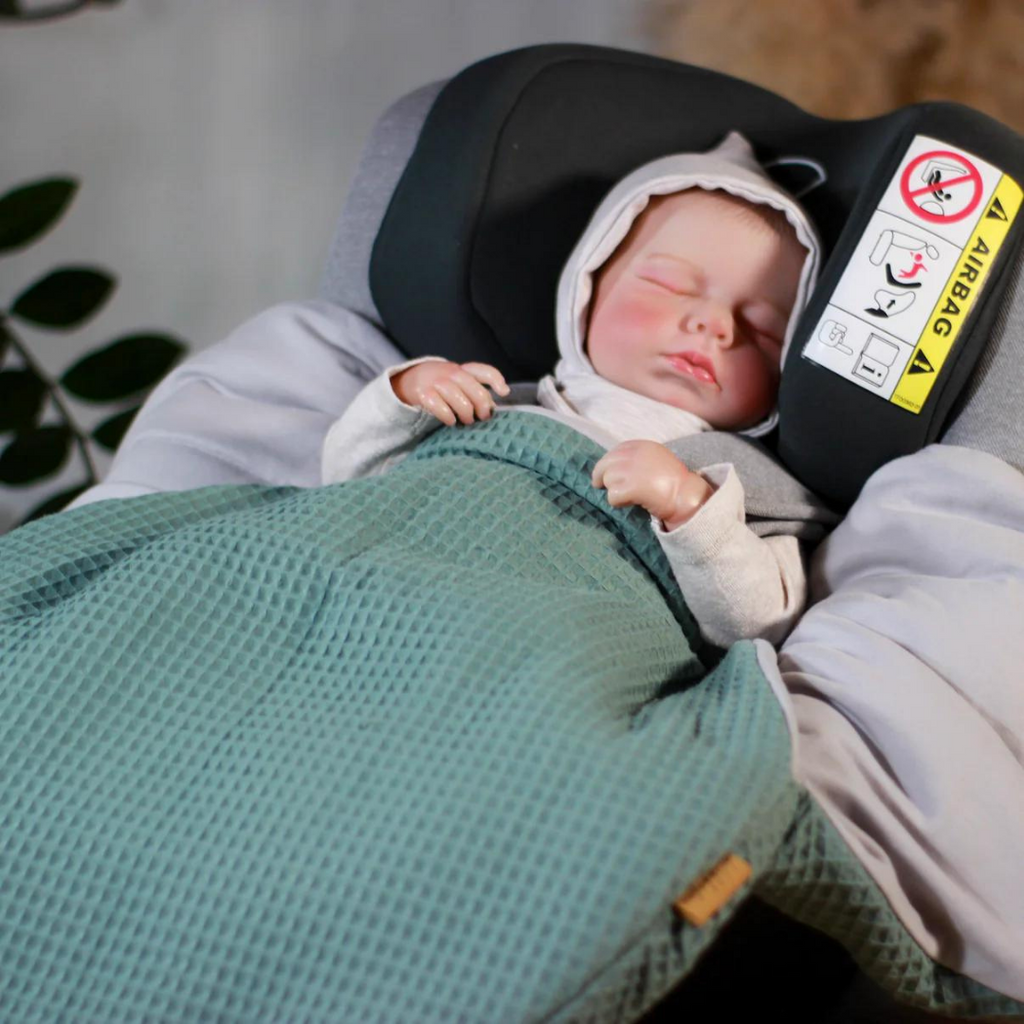 Einschlagdecke für die Babyschale
